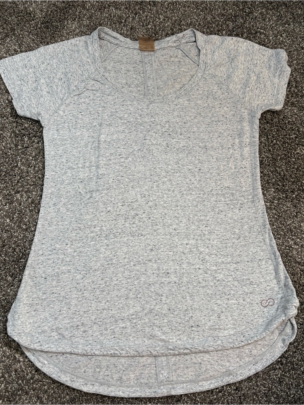 CALIA by Carrie Underwood Heather Light Gray Short Sleeve Scoop Neck Top